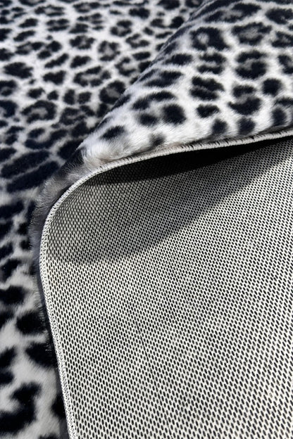 Premium Seri Gri Tavşan Tüyü Leopar Desenli Kaymaz Taban Halı Yolluk