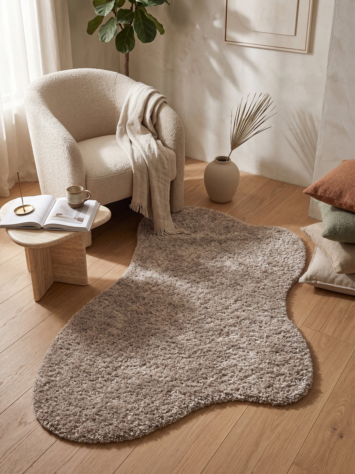 Natural Serisi Bej Yoğun Dokulu Polyester Pamuk Tabanlı Modern Halı Yolluk Oturma Odası Salon Halısı NTRL-02-2408