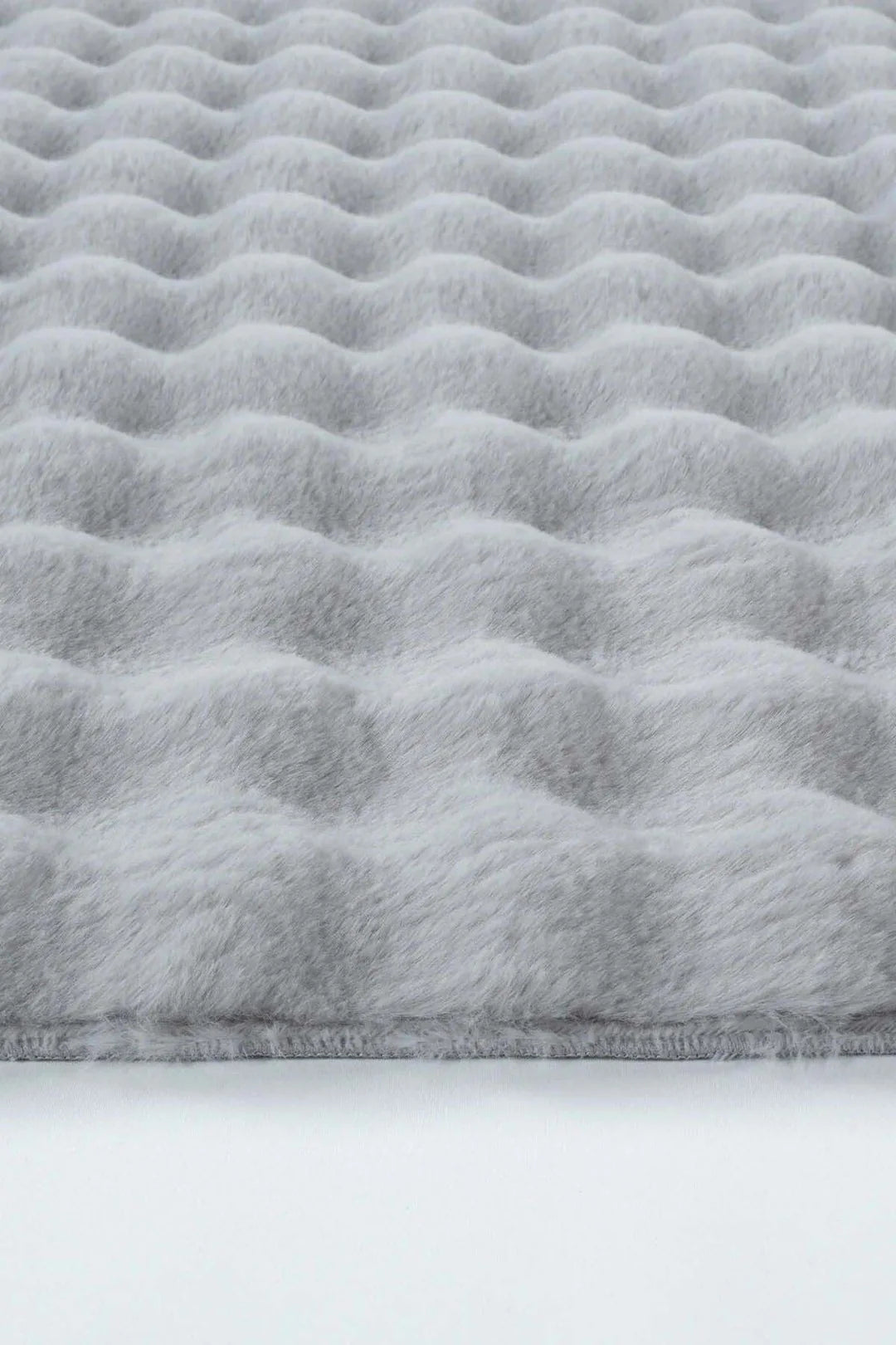 Açık Gri Yumuşak Bubble Kaymaz Özel Taban Oval Peluş Halı Yolluk