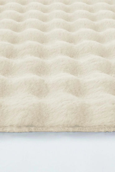 Eco Krem Yumuşak Kesme Yolluk Kaymaz Taban Yumuşak Peluş Halı
