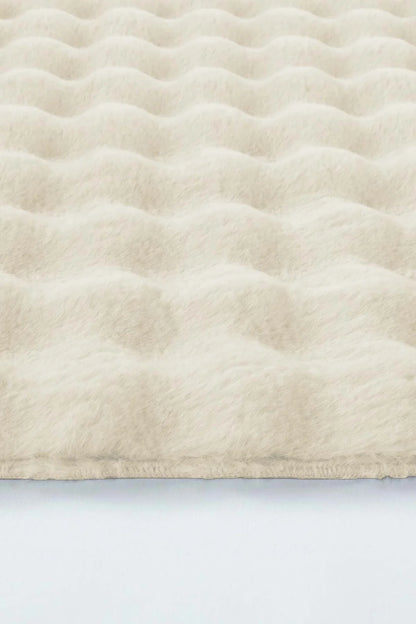 Eco Krem Yumuşak Kesme Yolluk Kaymaz Taban Yumuşak Peluş Halı